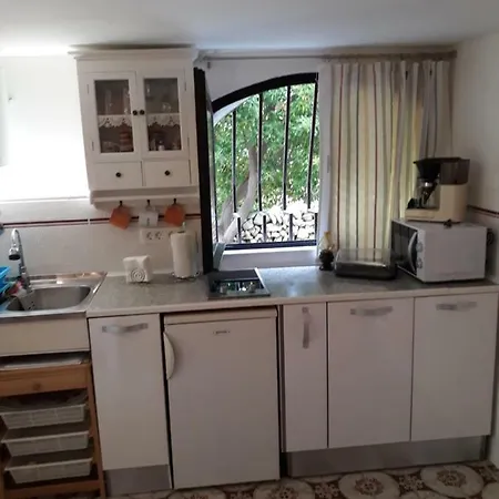 Apartment Nada Veli Losinj Exterior photo